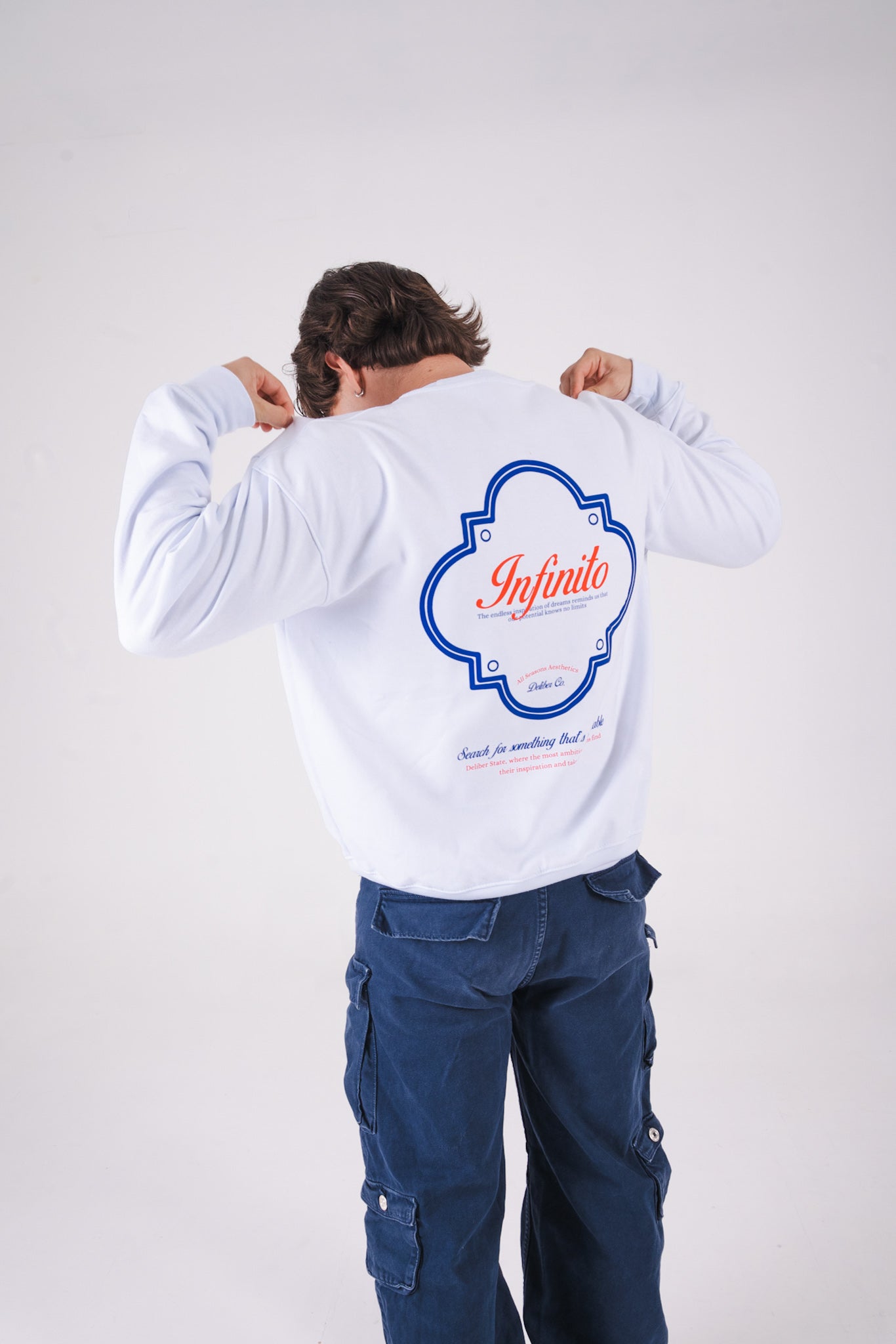 Infitino Crewneck White